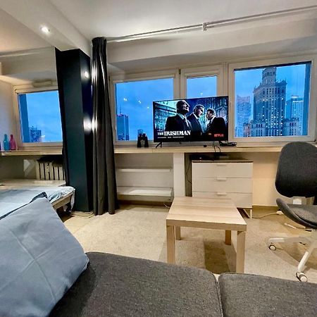 Sawa Apartment 2Xmetro Wifi 500 Mbs 50'Tv Netflix Hbo Appletv+ Warsaw Exterior photo