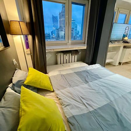 Sawa Apartment 2Xmetro Wifi 500 Mbs 50'Tv Netflix Hbo Appletv+ Warsaw Exterior photo