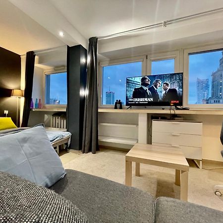 Sawa Apartment 2Xmetro Wifi 500 Mbs 50'Tv Netflix Hbo Appletv+ Warsaw Exterior photo