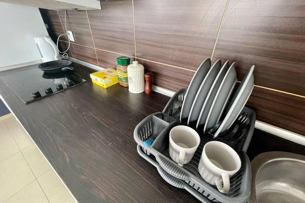 Sawa Apartment 2Xmetro Wifi 500 Mbs 50'Tv Netflix Hbo Appletv+ Warsaw Exterior photo