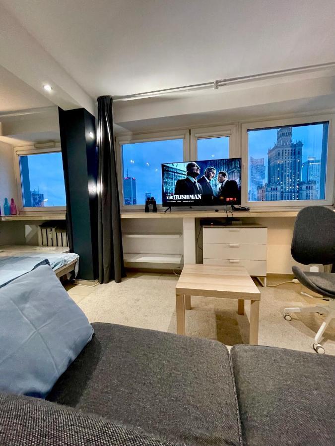 Sawa Apartment 2Xmetro Wifi 500 Mbs 50'Tv Netflix Hbo Appletv+ Warsaw Exterior photo