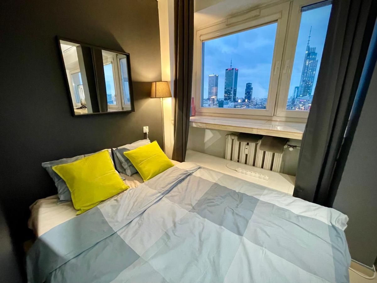 Sawa Apartment 2Xmetro Wifi 500 Mbs 50'Tv Netflix Hbo Appletv+ Warsaw Exterior photo