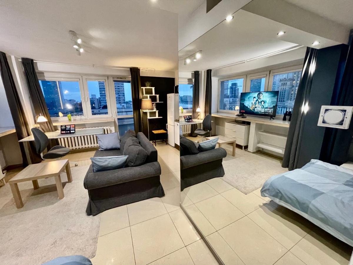 Sawa Apartment 2Xmetro Wifi 500 Mbs 50'Tv Netflix Hbo Appletv+ Warsaw Exterior photo