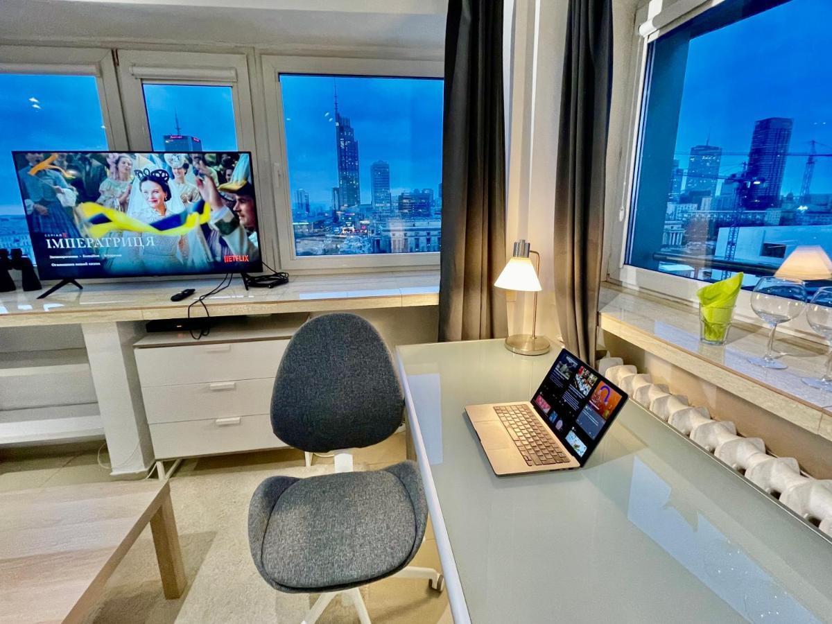 Sawa Apartment 2Xmetro Wifi 500 Mbs 50'Tv Netflix Hbo Appletv+ Warsaw Exterior photo